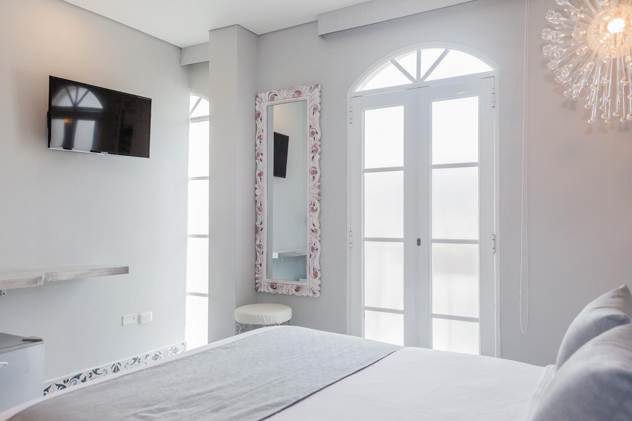 Hotel Boutique Adaz ซันตามาร์ตา ภายนอก รูปภาพ