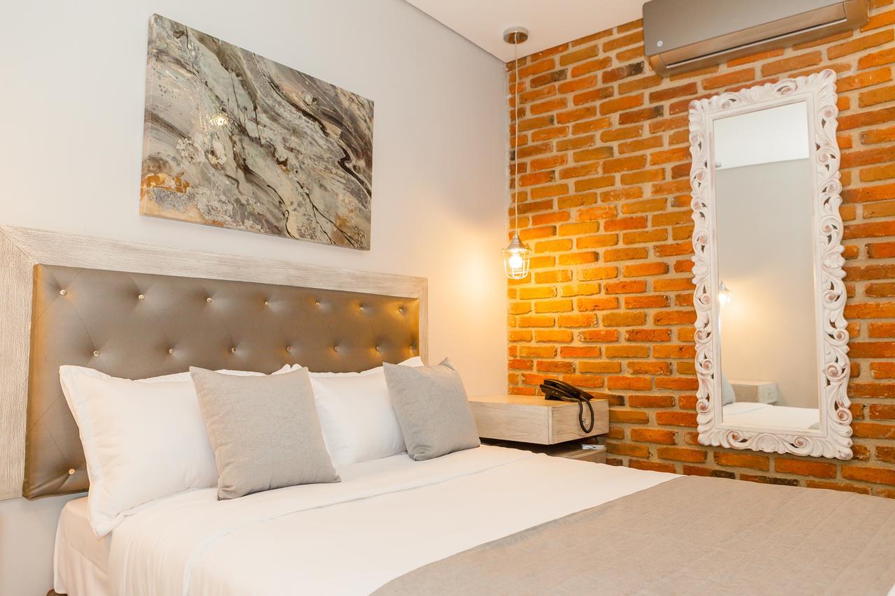Hotel Boutique Adaz ซันตามาร์ตา ภายนอก รูปภาพ